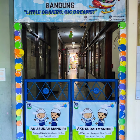 Tempat Tumbuhnya Generasi SMART - KB & TK Istiqamah Bandung