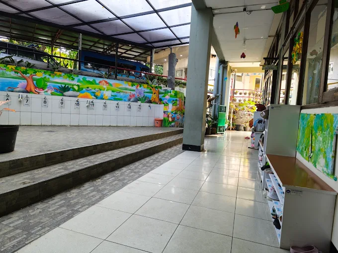 Area Wudhu & Selasar Bersih